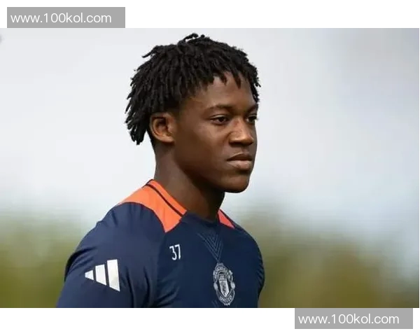 贝巴：我们能看到梅努到底有多优秀，我很高兴他能留在曼联